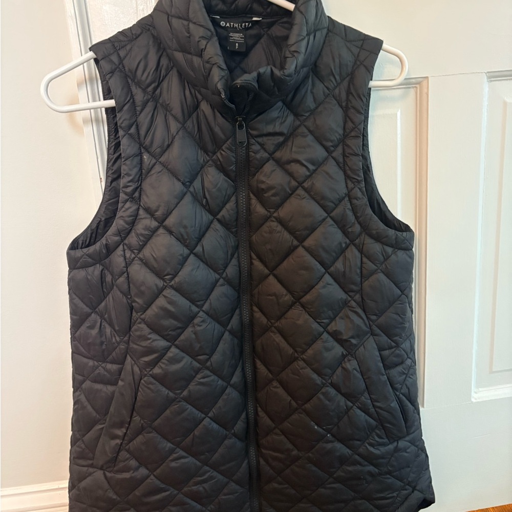 Athleta Dark Quilted Outerwear